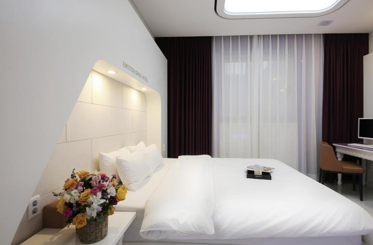 Urban Stay Hotel Gwangju Metropolitan City Εξωτερικό φωτογραφία